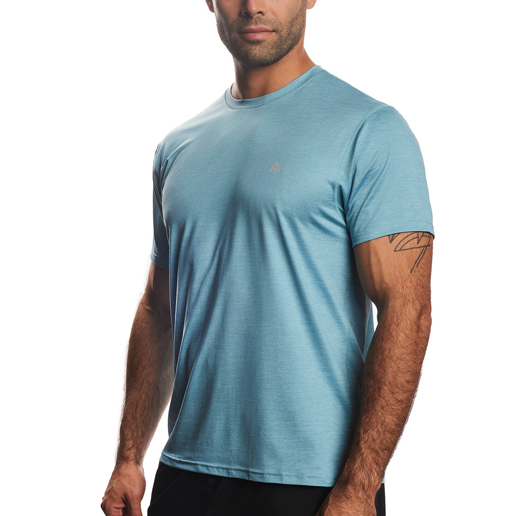 Tシャツ・カットソー UMBRO GOOD VIBES ONLY Yacht Fresh Cooling Short Sleeve T-Shi Arctic Cool Men's T-Shirt, Crew Neck Short Sleeve Instant